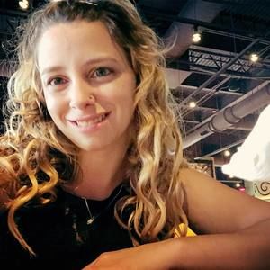 Meet your Posher, Michaela